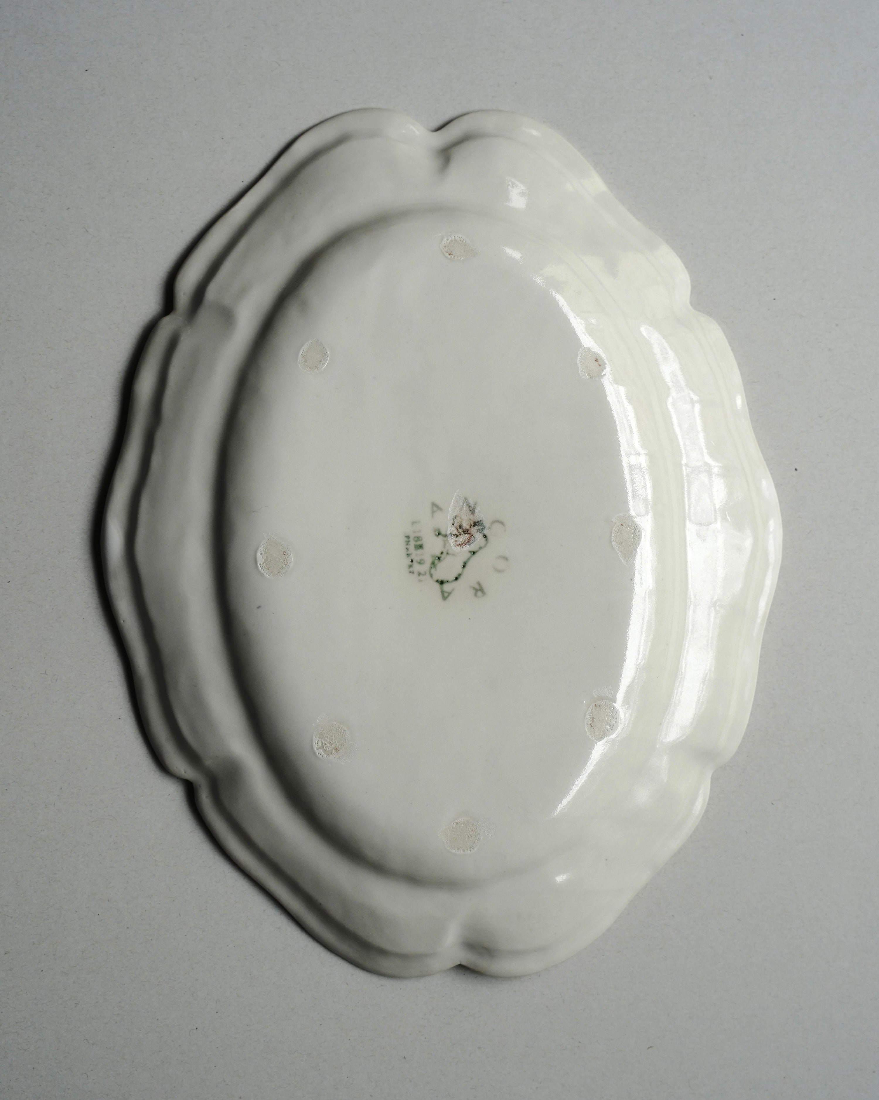 Oval Plate "etain"/ White