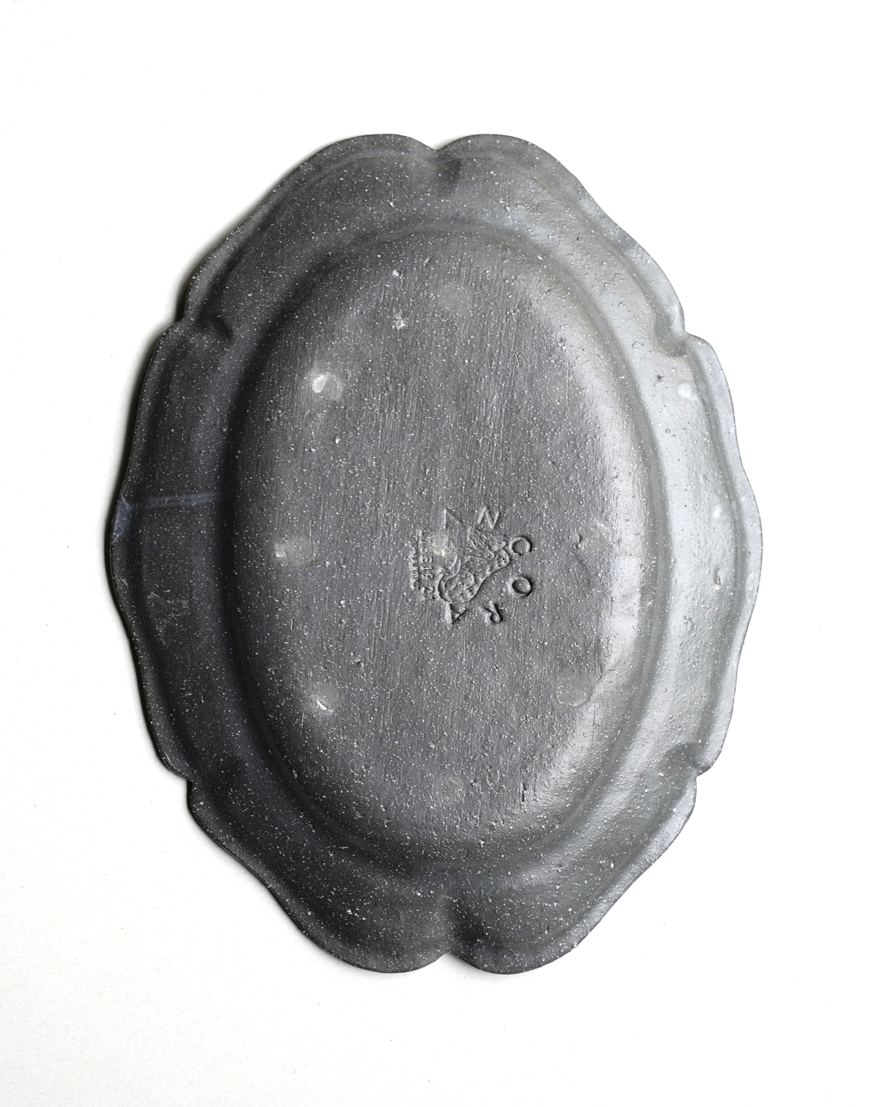 Oval Plate "etain"/ Gray
