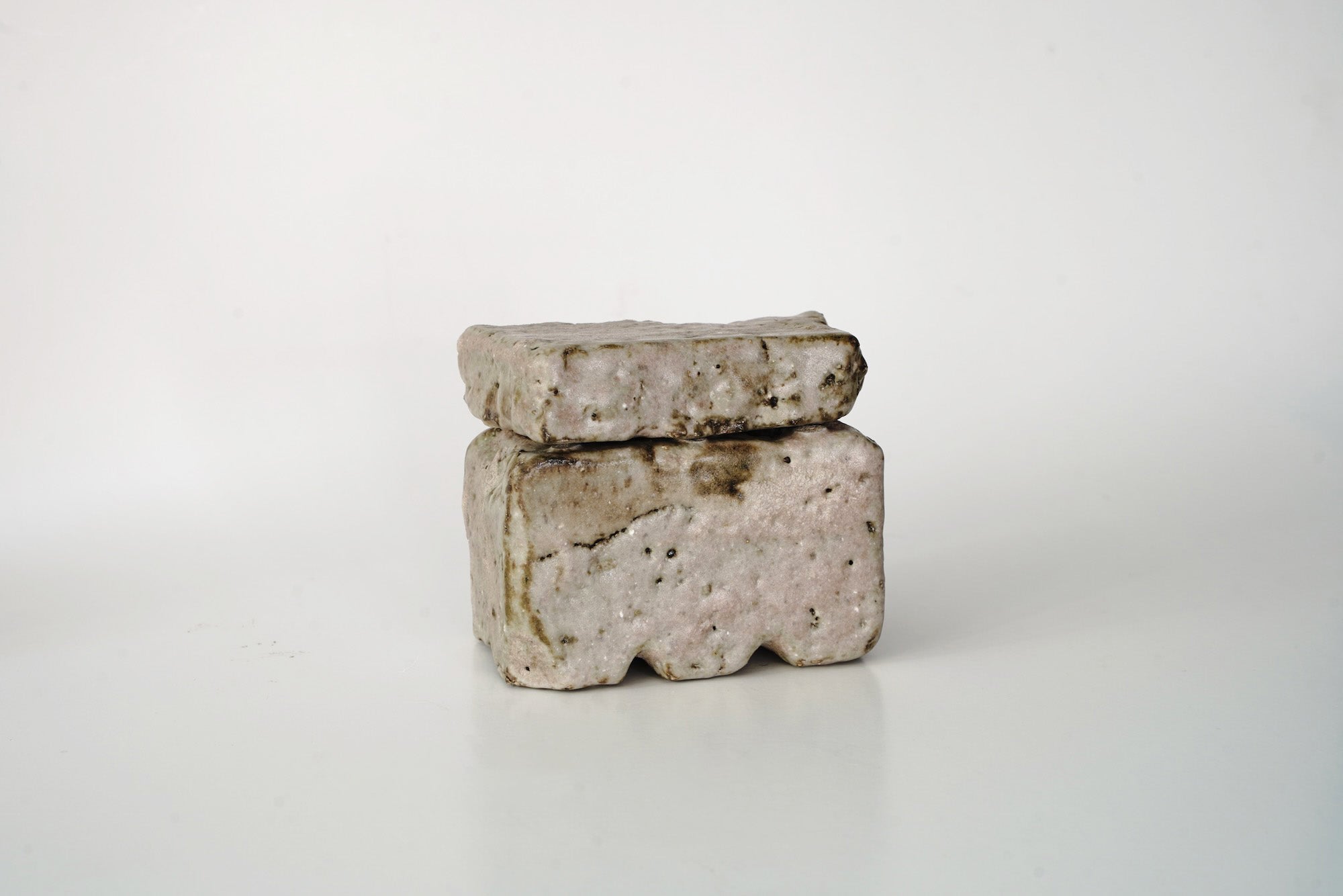 Aki Yamakawa "足甕"